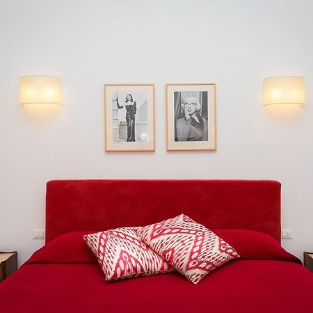 Prestigious Apartment Via Barberini Rome Bagian luar foto