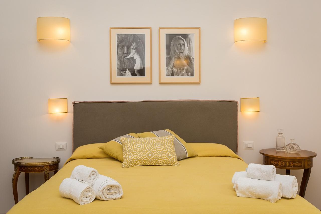 Prestigious Apartment Via Barberini Rome Bagian luar foto