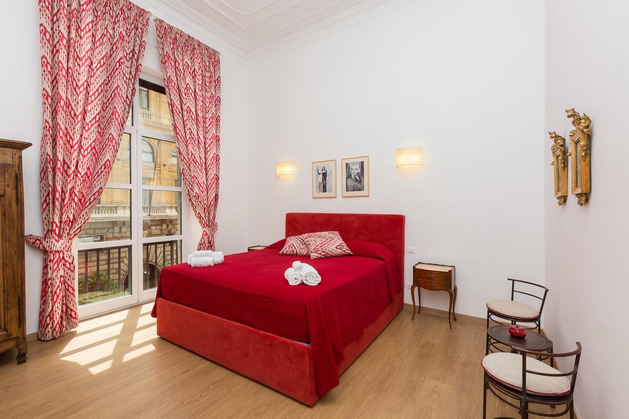 Prestigious Apartment Via Barberini Rome Bagian luar foto
